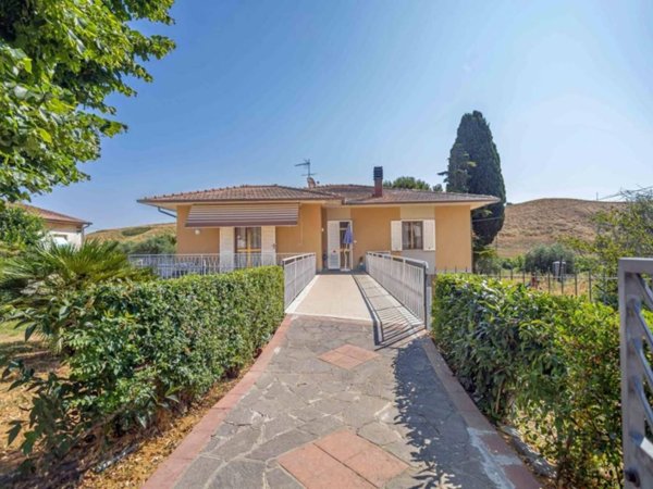 casa indipendente in vendita a Casciana Terme Lari in zona Casciana Terme