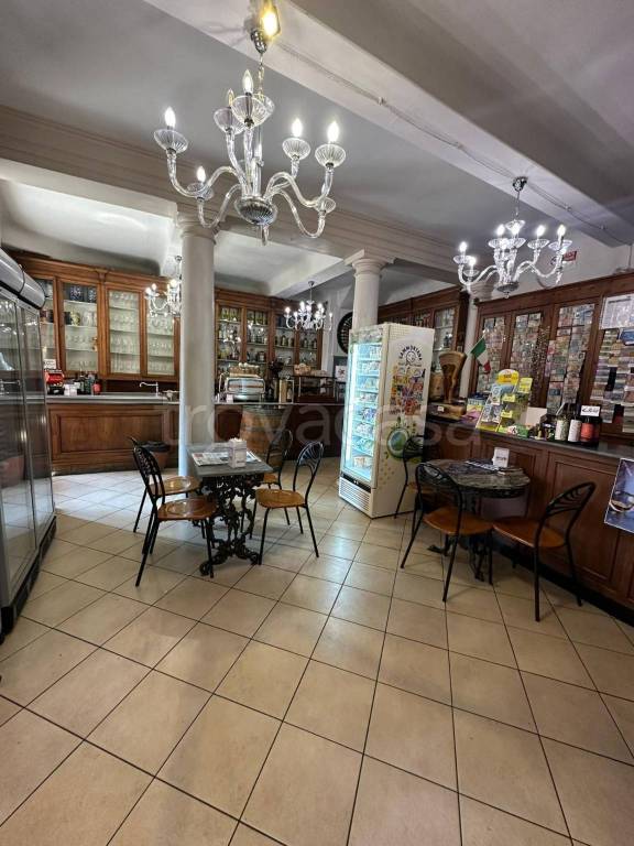 negozio in vendita a Casciana Terme Lari in zona Lari