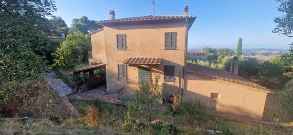 casa indipendente in vendita a Casciana Terme Lari in zona Casciana Terme