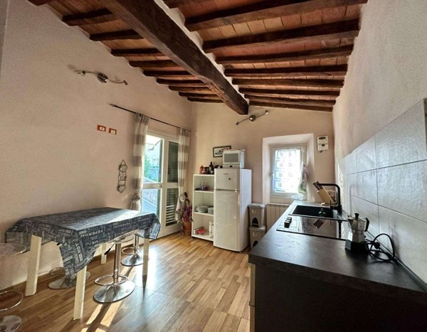 intera palazzina in vendita a Casciana Terme Lari in zona Casciana Terme