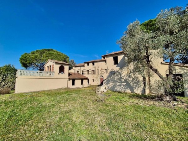 casale in vendita a Casciana Terme Lari in zona Lari