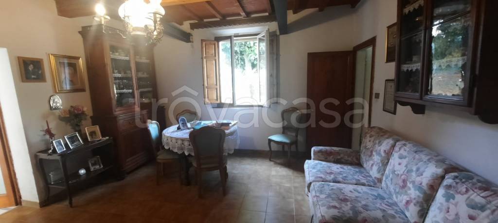 casa indipendente in vendita a Casciana Terme Lari in zona Lari