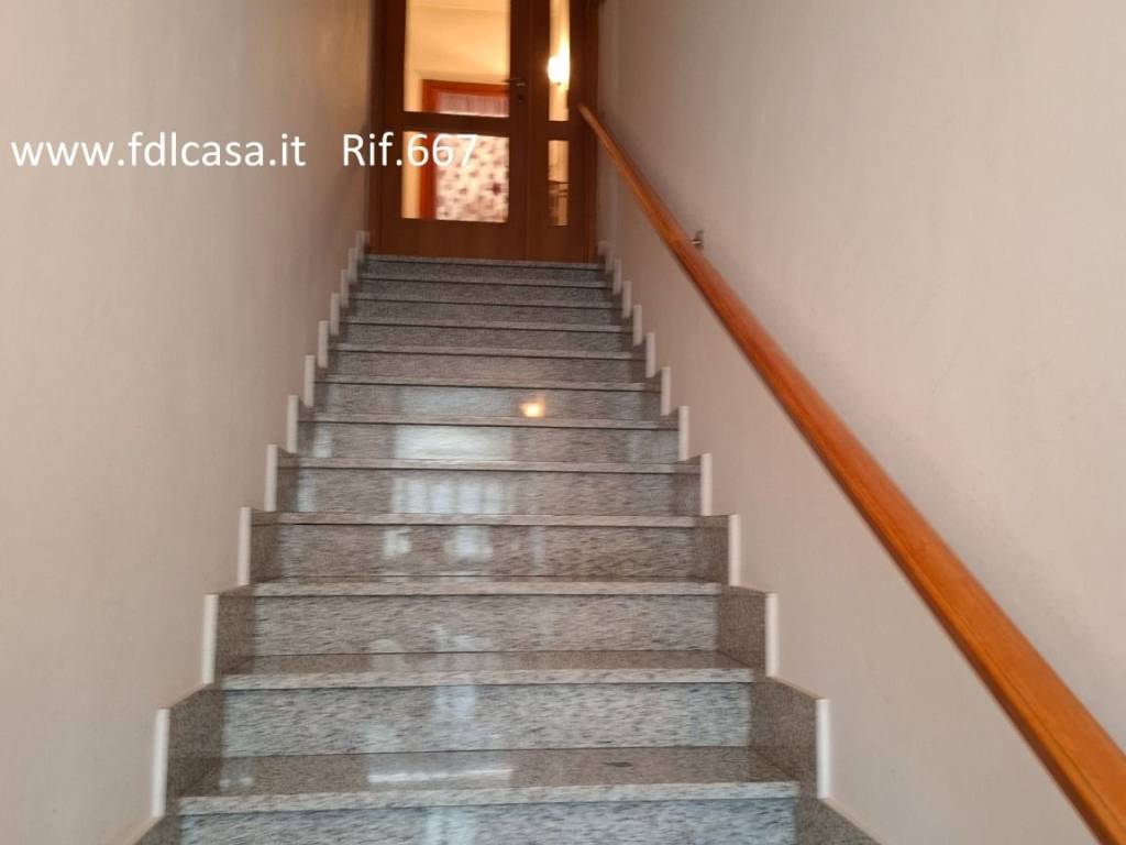 appartamento in vendita a Casciana Terme Lari in zona Collemontanino