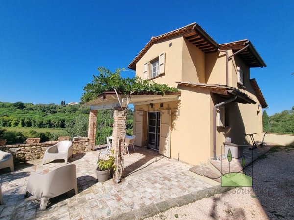 quadrivano in vendita a Casciana Terme Lari in zona Lari