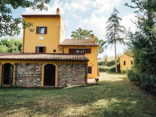 casa indipendente in vendita a Casciana Terme Lari in zona Parlascio