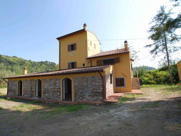 casa indipendente in vendita a Casciana Terme Lari in zona Lavaiano