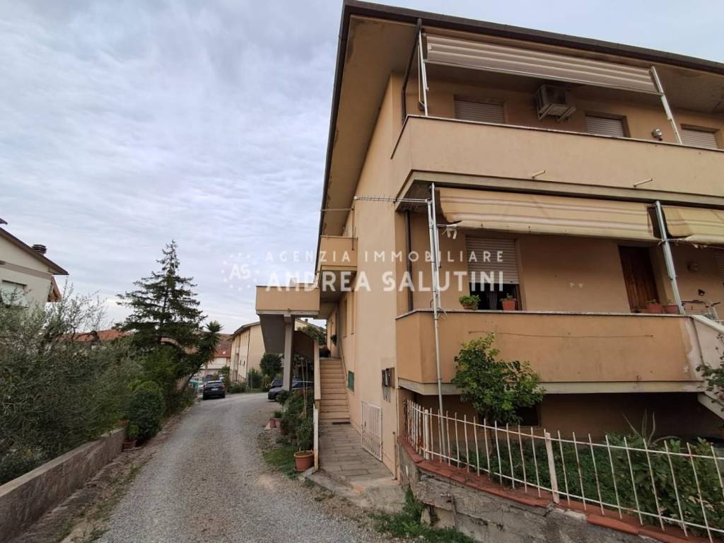 appartamento in vendita a Casciana Terme Lari in zona Casciana Terme