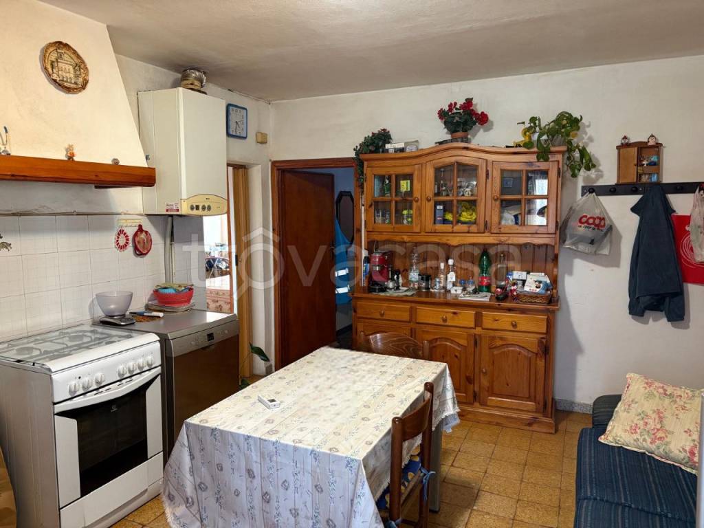 appartamento in vendita a Casciana Terme Lari in zona Lavaiano