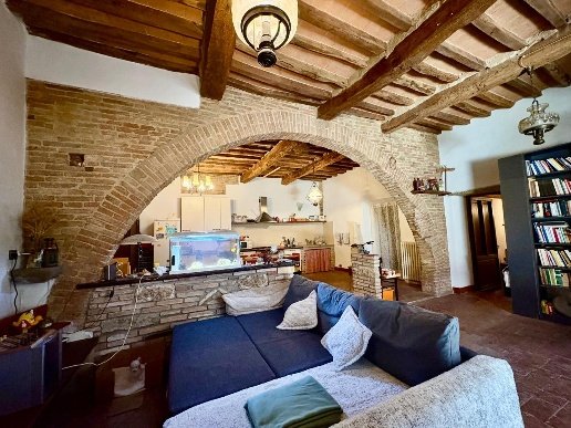 appartamento in vendita a Casciana Terme Lari in zona Casciana Alta