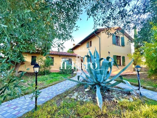 casa indipendente in vendita a Casciana Terme Lari in zona Quattro Strade