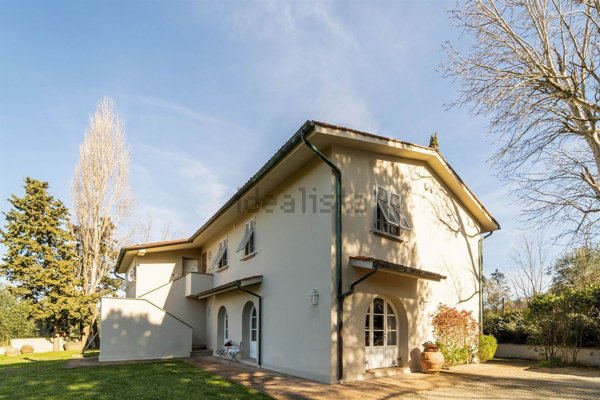 casa indipendente in vendita a Casciana Terme Lari in zona Lari