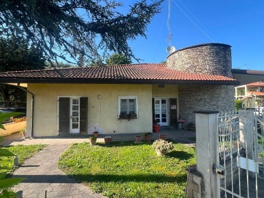 casa indipendente in vendita a Casciana Terme Lari in zona Casciana Terme