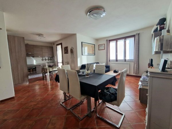 appartamento in vendita a Casciana Terme Lari in zona Perignano