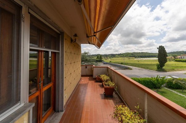 appartamento in vendita a Casciana Terme Lari in zona Perignano