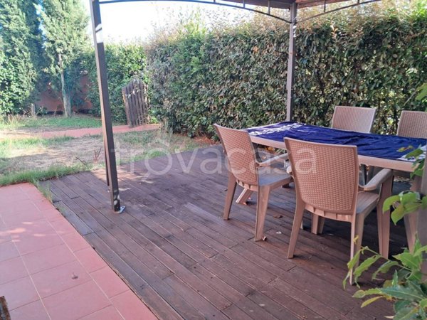 casa indipendente in vendita a Casciana Terme Lari in zona Lari