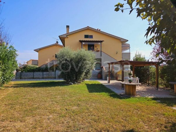 appartamento in vendita a Casciana Terme Lari in zona Perignano