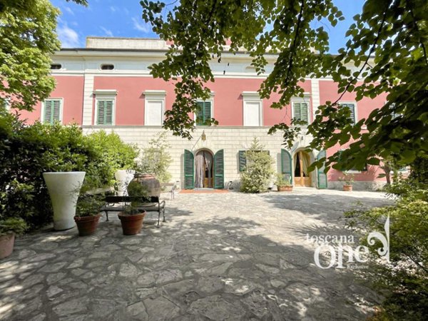 villa in vendita a Casciana Terme Lari in zona Lari