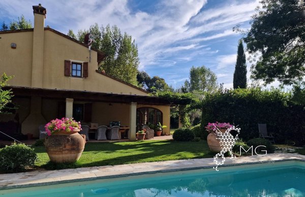 pentavano in vendita a Casciana Terme Lari