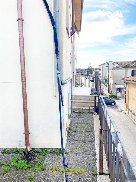 appartamento in vendita a Casciana Terme Lari in zona Perignano