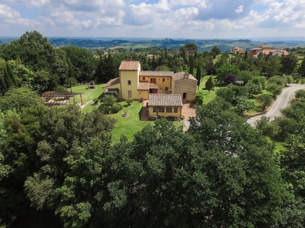 casa indipendente in vendita a Casciana Terme Lari in zona Casciana Terme