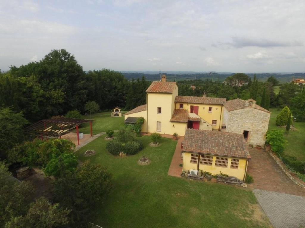 casa indipendente in vendita a Casciana Terme Lari in zona Casciana Terme