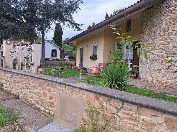 casa indipendente in vendita a Casciana Terme Lari in zona Casciana Terme