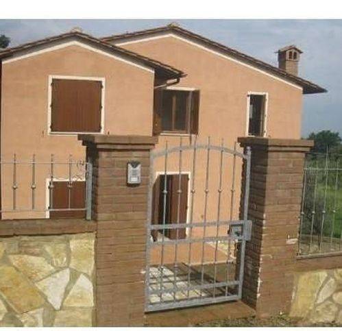 casa indipendente in vendita a Casciana Terme Lari in zona Ceppato