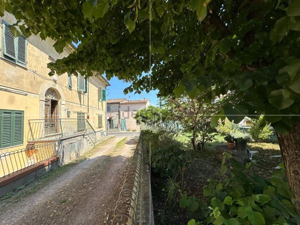 appartamento in vendita a Casciana Terme Lari in zona Casciana Terme