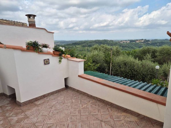 appartamento in vendita a Casciana Terme Lari in zona Casciana Alta