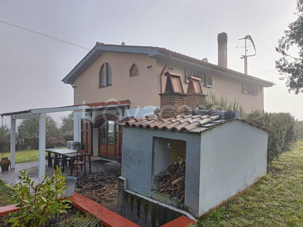 casa indipendente in vendita a Casciana Terme Lari in zona Sant'Ermo
