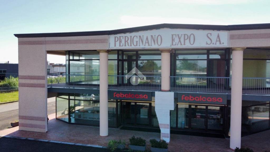 negozio in vendita a Casciana Terme Lari in zona Perignano