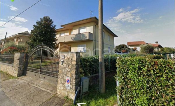 casa indipendente in vendita a Casciana Terme Lari in zona Spinelli