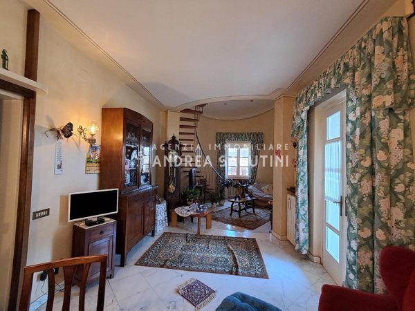 casa indipendente in vendita a Casciana Terme Lari in zona Casciana Terme