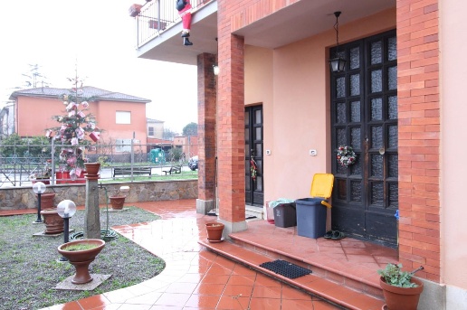 appartamento in vendita a Casciana Terme Lari in zona Perignano