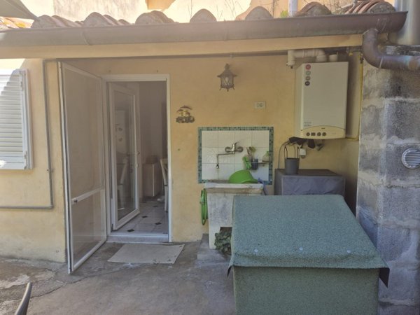 casa indipendente in vendita a Casciana Terme Lari in zona Casciana Terme