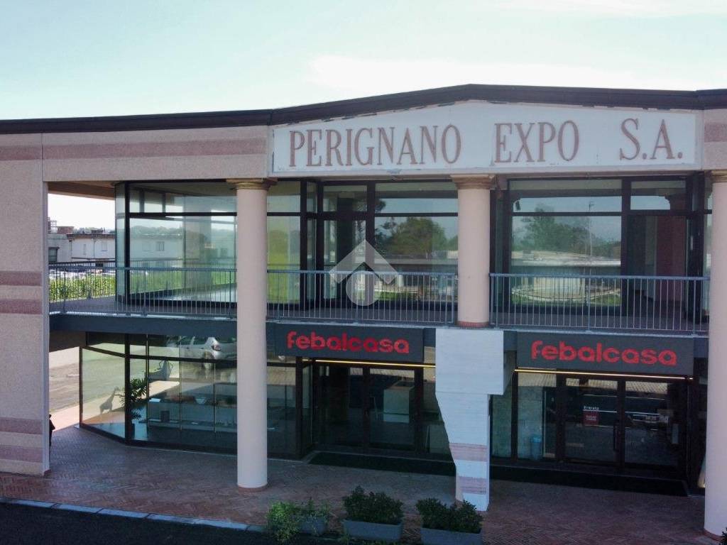 negozio in vendita a Casciana Terme Lari in zona Perignano