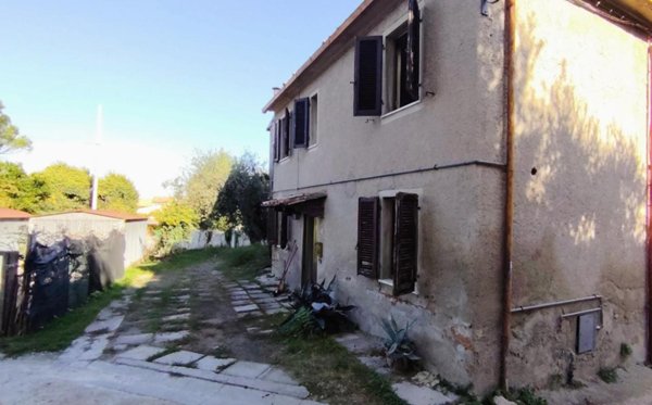 casa indipendente in vendita a Casciana Terme Lari