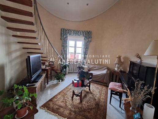 negozio in vendita a Casciana Terme Lari in zona Casciana Terme