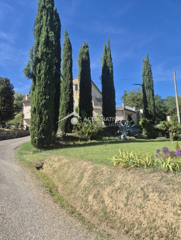 casa indipendente in vendita a Casciana Terme Lari in zona Casciana Terme