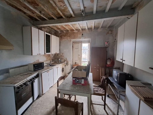 casa indipendente in vendita a Casciana Terme Lari in zona Casciana Terme