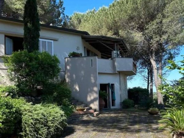 casa indipendente in vendita a Casciana Terme Lari in zona Casciana Terme