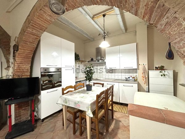 appartamento in vendita a Casciana Terme Lari in zona Casciana Alta