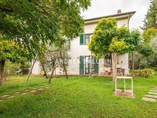 casa indipendente in vendita a Casciana Terme Lari in zona Casciana Terme