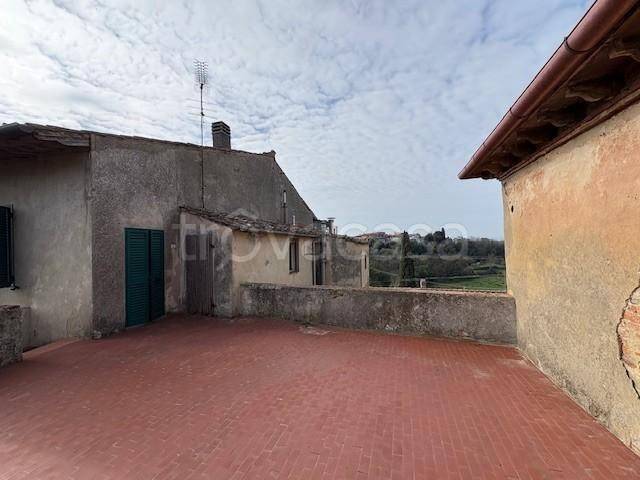 appartamento in vendita a Casciana Terme Lari in zona Usigliano