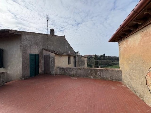 appartamento in vendita a Casciana Terme Lari in zona Usigliano