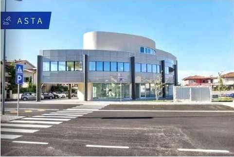 negozio in vendita a Casciana Terme Lari