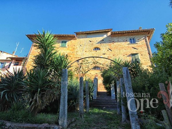 casa indipendente in vendita a Casciana Terme Lari in zona Cevoli