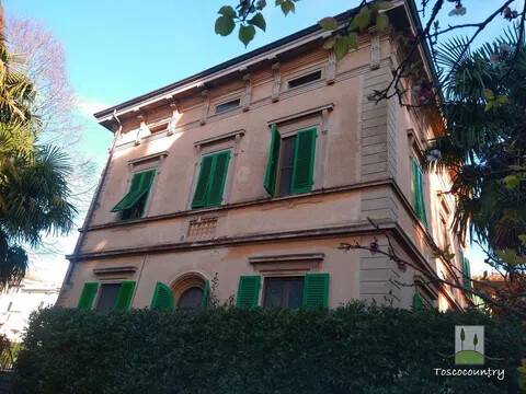 casa indipendente in vendita a Casciana Terme Lari in zona Lari