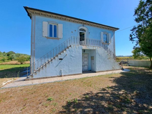casa indipendente in vendita a Casciana Terme Lari in zona La Capannina