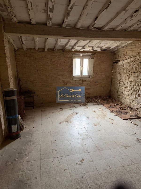 appartamento in vendita a Casciana Terme Lari in zona Casciana Alta